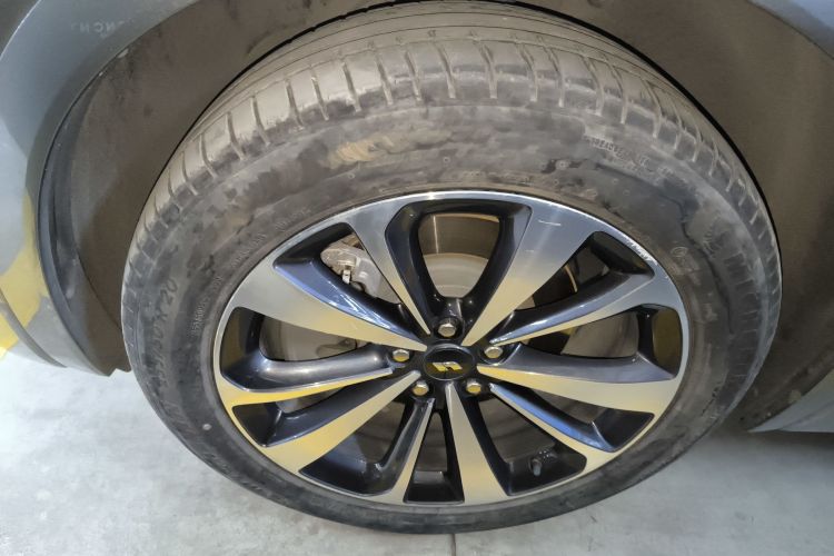 理想汽车 理想ONE 2021款 增程6座版车身外观6007