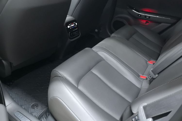 零跑汽车 零跑C01 2022款 后驱长续航版中控内饰7004