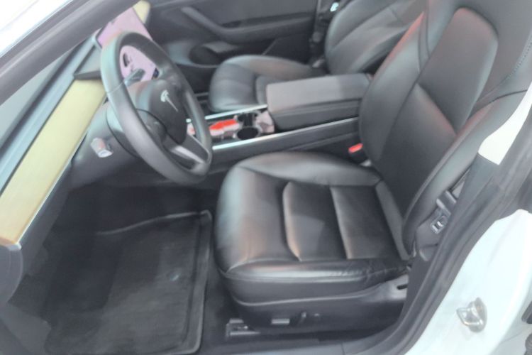 特斯拉 Model 3 2019款 标准续航后驱升级版中控内饰19