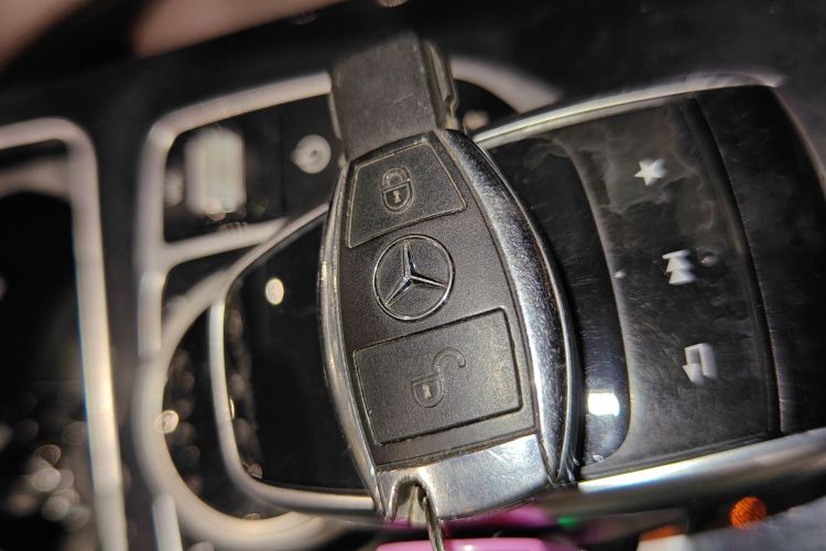 奔驰GLC 2017款 GLC 200 4MATIC中控内饰7001