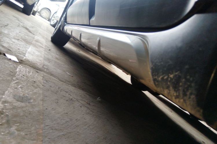 日产 骊威 2013款 劲锐 1.6XL CVT舒适版局部细节9002