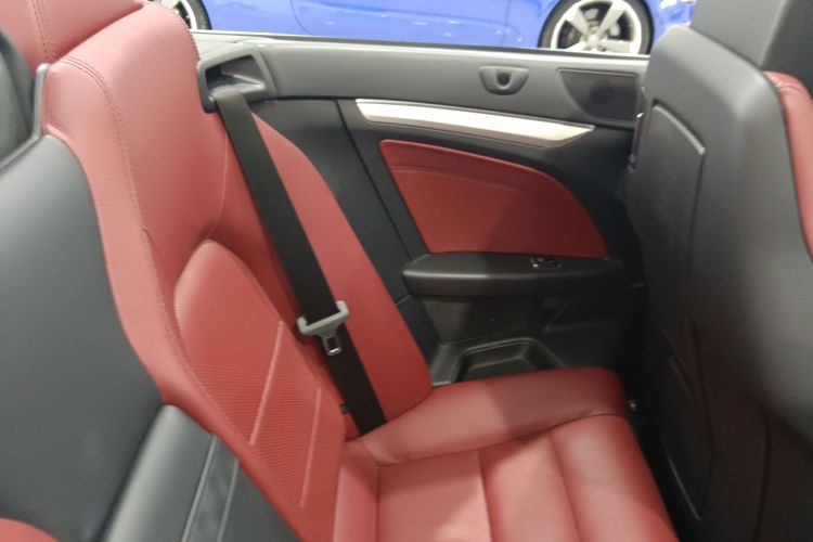 奔驰E级(进口) 2014款 E 260 敞篷轿跑车中控内饰7008