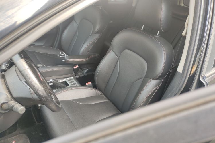 哈弗H6 2015款 升级版 1.5T 手动两驱精英型中控内饰19