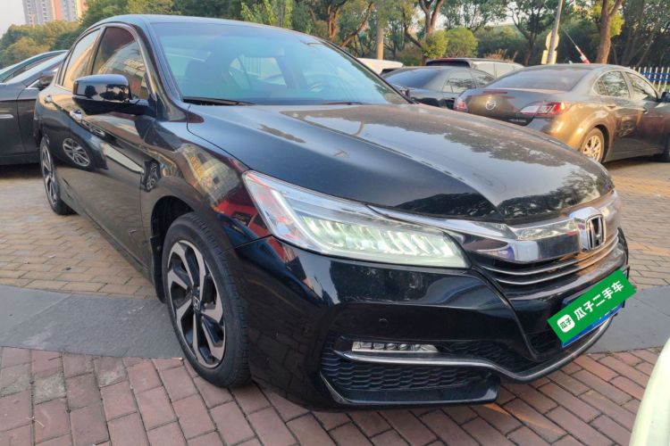 本田 雅阁 2016款 2.4L 豪华版车身外观3