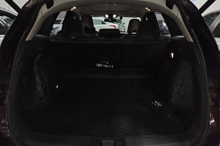 英菲尼迪QX50 2020款 2.0T 四驱领航版局部细节23