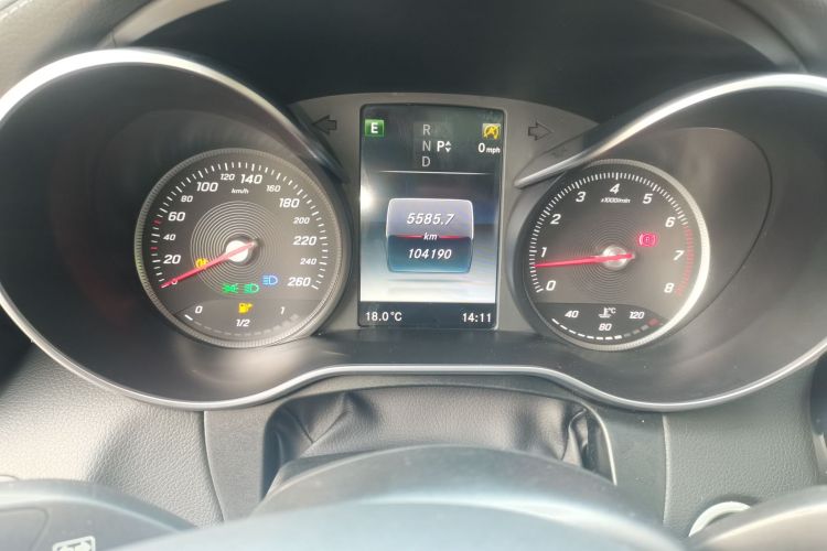 奔驰C级(进口) 2017款 C 200 轿跑版局部细节14