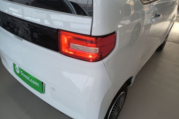 五菱汽车 宏光MINIEV 2020款 悦享款 磷酸铁锂车身外观9