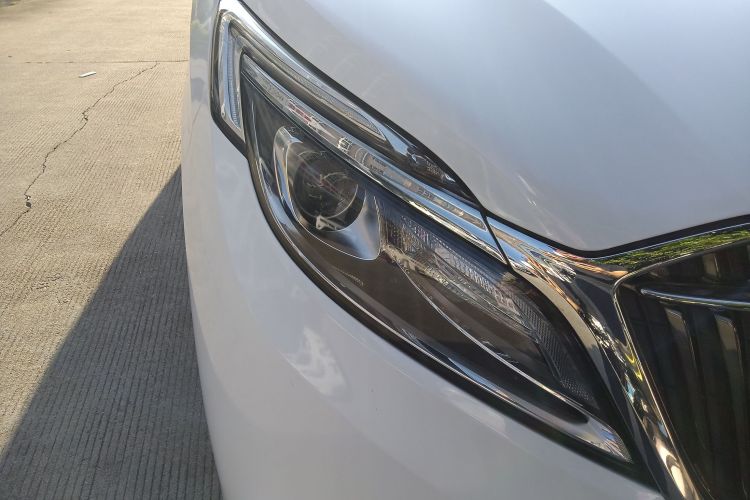 别克GL8 2017款 ES 28T 舒适型 国V车身外观8