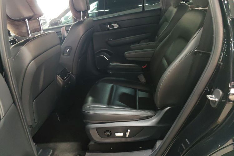 理想汽车 理想ONE 2021款 增程6座版中控内饰21