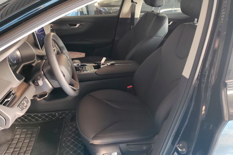 红旗E-QM5 2024款 450km 出行版局部细节19