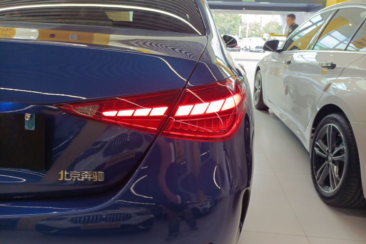 奔驰C级 2023款 改款 C 260 L 运动版车身外观6006