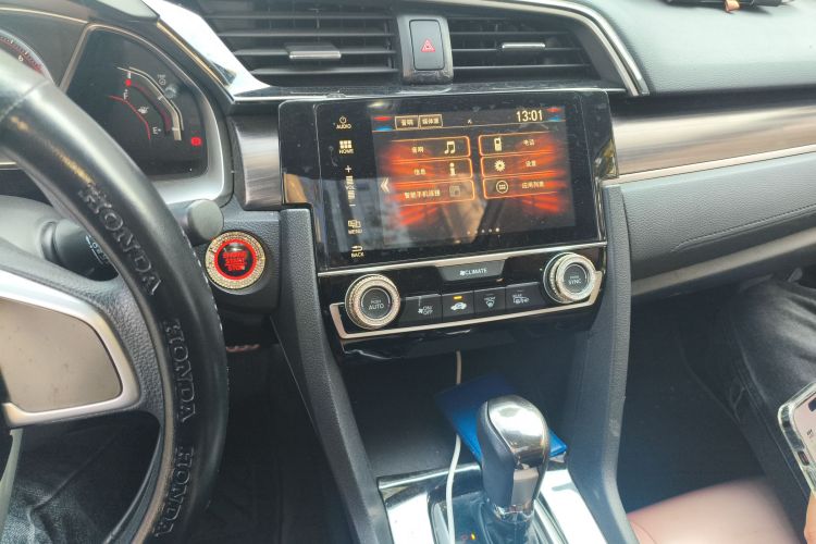 本田 思域 2019款 220TURBO CVT燃动版 国VI中控内饰16