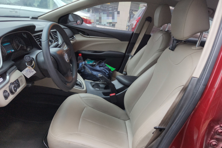 别克 英朗 2021款 典范 1.5L 自动精英型中控内饰19