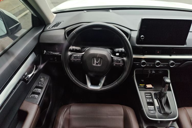 本田CR-V 2023款 240TURBO 两驱臻享版 7座局部细节13