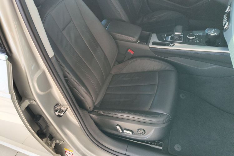 奥迪A4L 2017款 40 TFSI 时尚型局部细节41