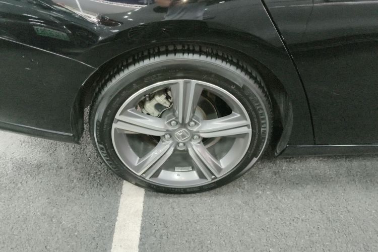 本田 雅阁 2023款 260TURBO 卓越版车身外观56