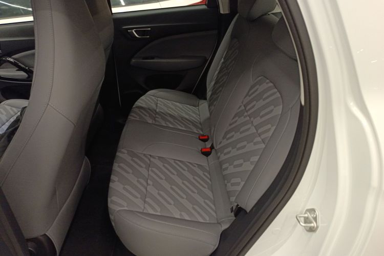 零跑汽车 零跑T03 2025款 310舒享版中控内饰7004