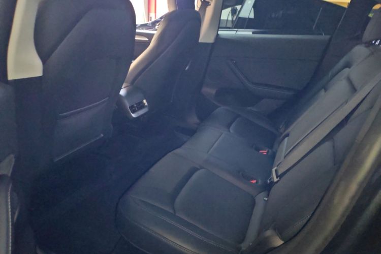 特斯拉 Model Y 2024款 后轮驱动版中控内饰21