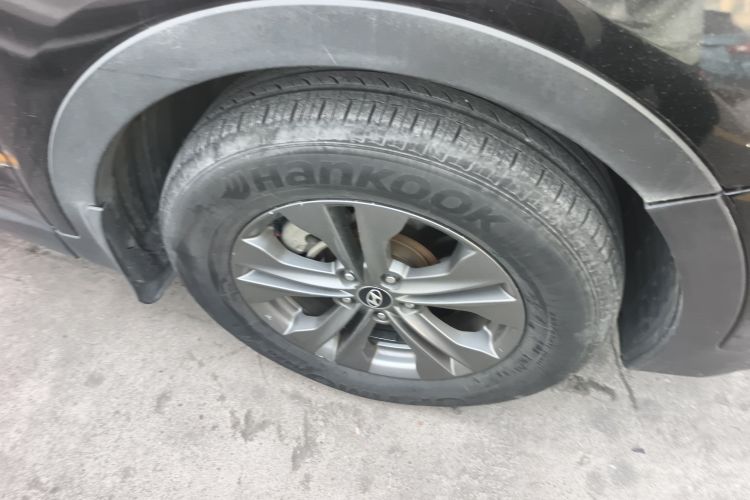 现代 胜达 2013款 2.4L 自动四驱智能型车身外观10