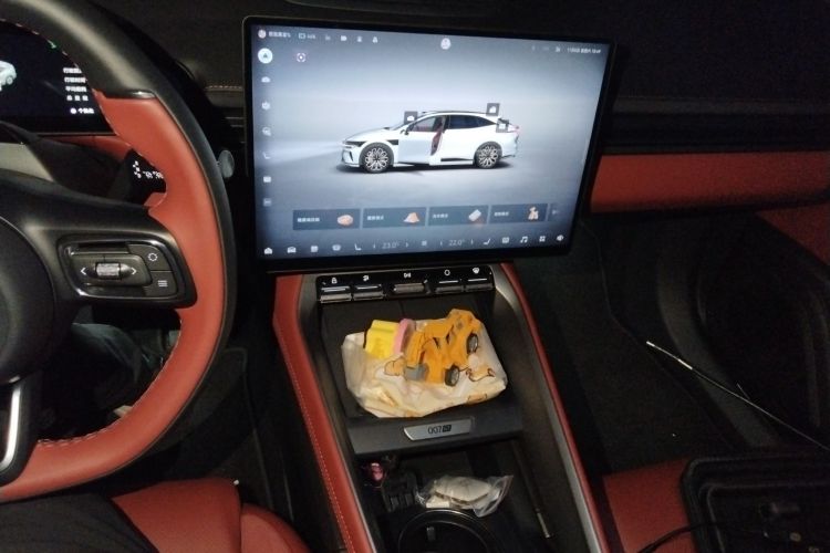 极氪007GT 2025款 后驱智驾版 75kWh中控内饰16