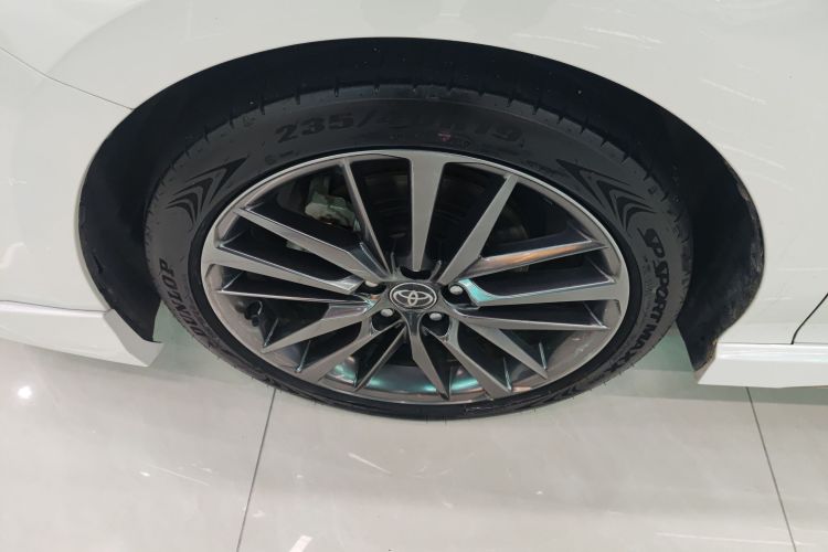 丰田 凯美瑞 2024款 双擎 2.0HXS 运动Plus版车身外观6007