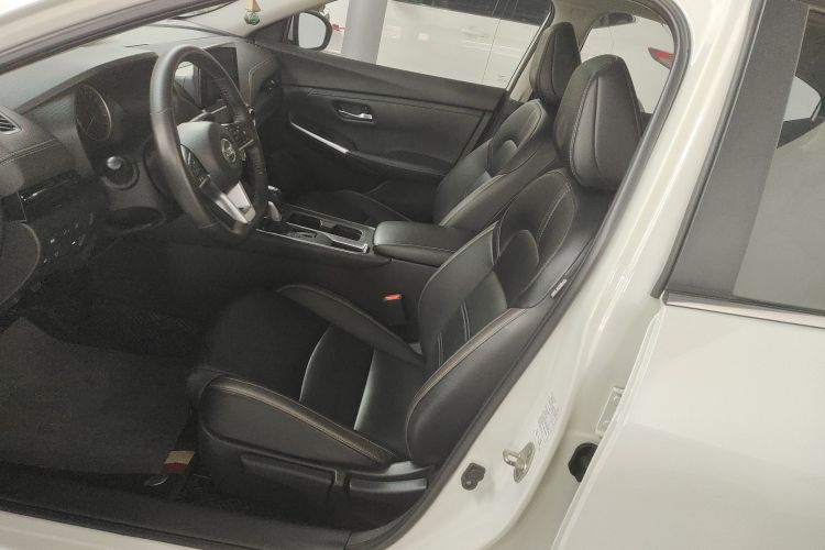 日产 轩逸 2021款 1.6L XL CVT悦享版中控内饰19