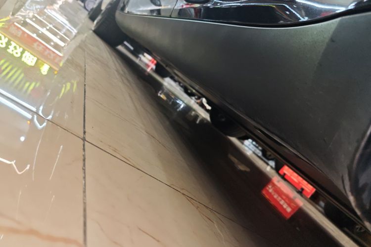 特斯拉 Model Y 2022款 后轮驱动版局部细节9002