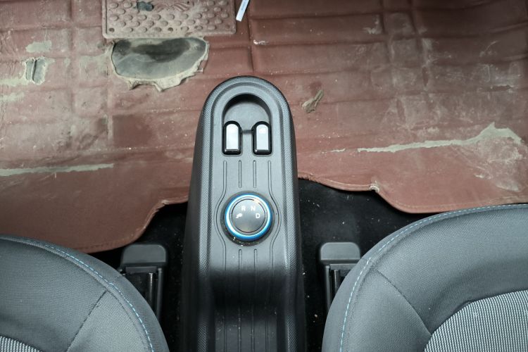 五菱汽车 宏光MINIEV 2020款 自在款 三元锂中控内饰18