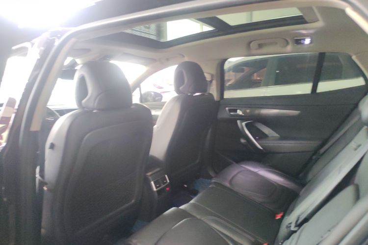 DS 6 2016款 1.6T 豪华版THP160中控内饰22