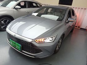 比亚迪 秦PLUS 2023款 冠军版 DM-i 55KM领先型