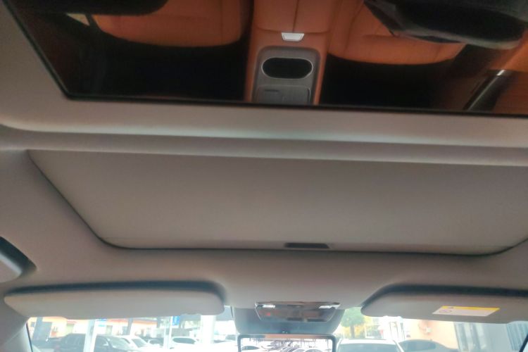 东风奕派 eπ008 2025款 210Ultra增程版 5座中控内饰22