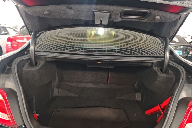 别克 君越 2013款 2.4L SIDI精英舒适型机舱底盘23