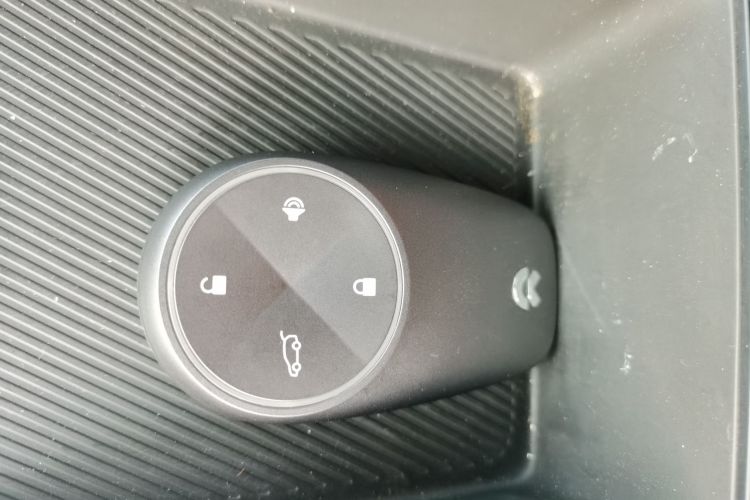 蔚来EC6 2020款 430KM 运动版中控内饰7001