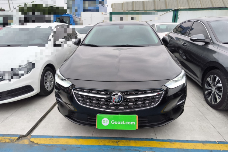 别克 君威 2023款 552T 智享型车身外观2