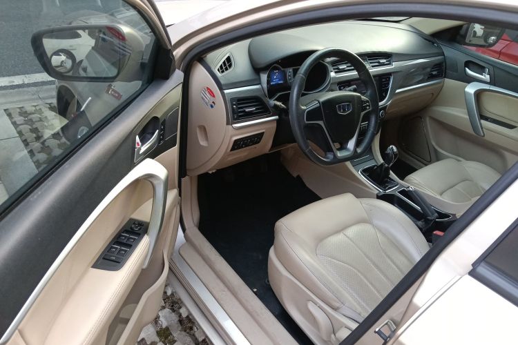 吉利汽车 帝豪 2017款 三厢百万款 1.5L 手动豪华型中控内饰7003