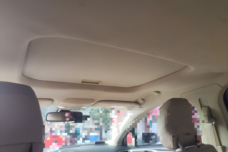 福特 蒙迪欧 2013款 2.0L GTDi240至尊型中控内饰22