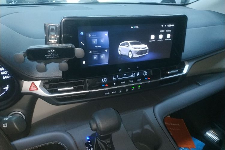 丰田 赛那SIENNA 2024款 2.5L混动 舒适版局部细节16