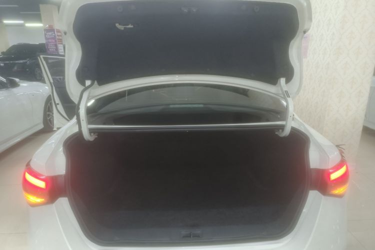 日产 轩逸 2022款 1.6L XL CVT悦享版局部细节23