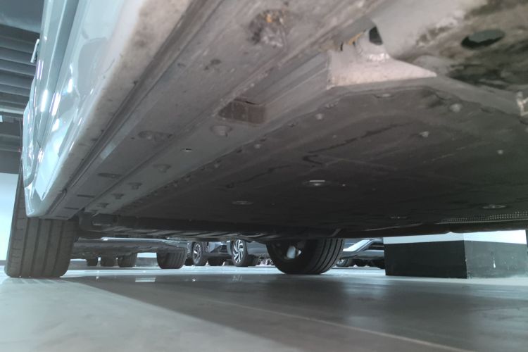 领克09 EM-P 2023款 2.0TD EM-P 远航版PM 七座局部细节9001