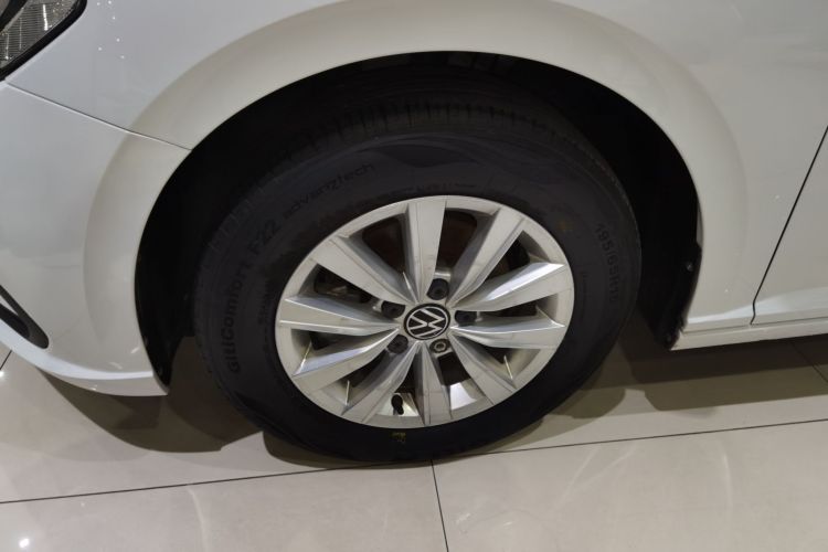 大众 朗逸 2023款 1.5L 自动得逸版车身外观35