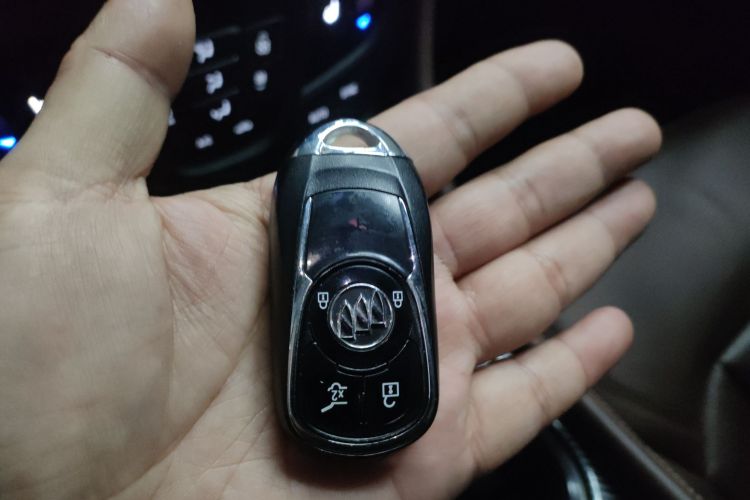 别克 昂科威 2018款 28T 四驱精英型中控内饰11