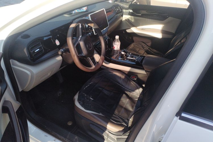 比亚迪 秦PLUS 2023款 冠军版 DM-i 55KM领先型中控内饰19