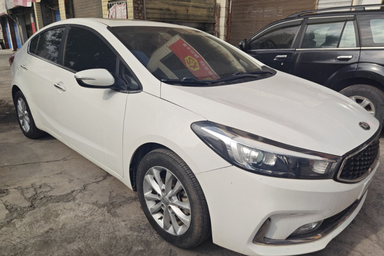 起亚K3 2016款 1.6L 手动GLS车身外观3