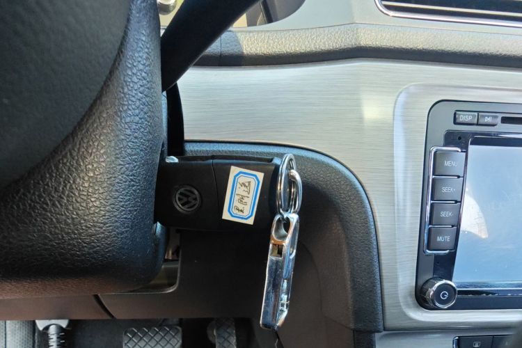 大众 朗逸 2013款 改款经典 1.6L 自动舒适版中控内饰11