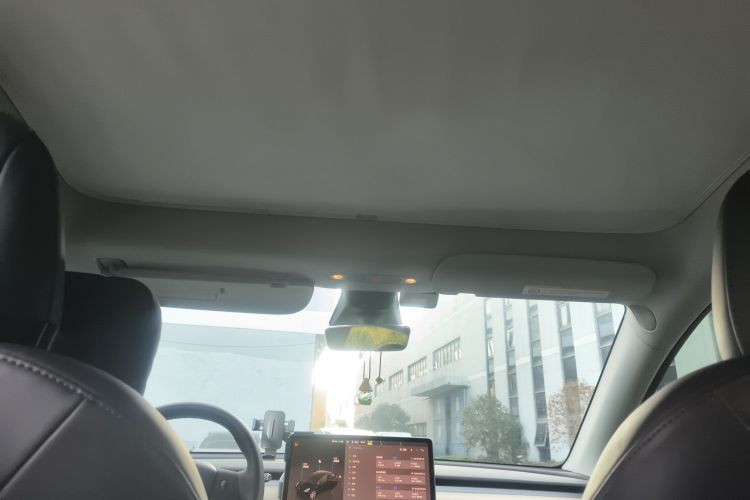 特斯拉 Model Y 2022款 后轮驱动版局部细节22