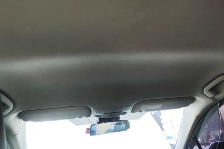 丰田 卡罗拉 2019款 1.2T S-CVT GL先锋版中控内饰22