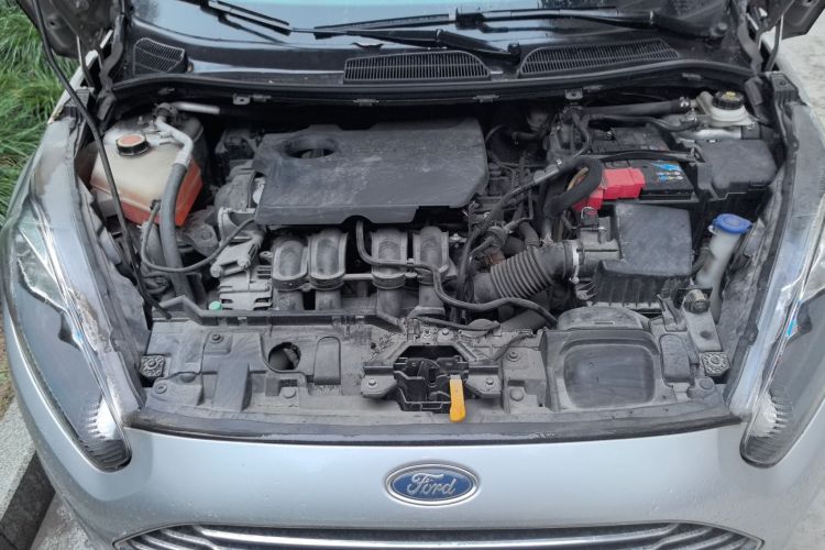 福特 嘉年华 2013款 两厢 1.5L 自动时尚型局部细节24