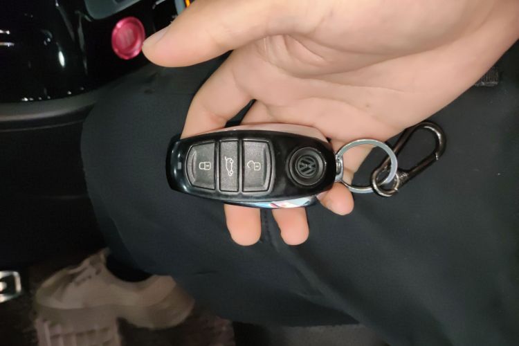 大众 途锐 2017款 3.0TSI 拓野型中控内饰7001