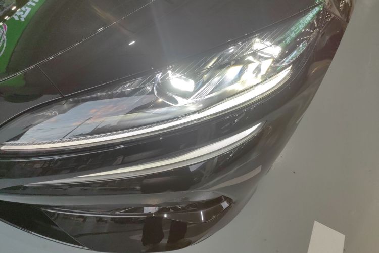 腾势Z9GT 2024款 1100四驱Max版局部细节36