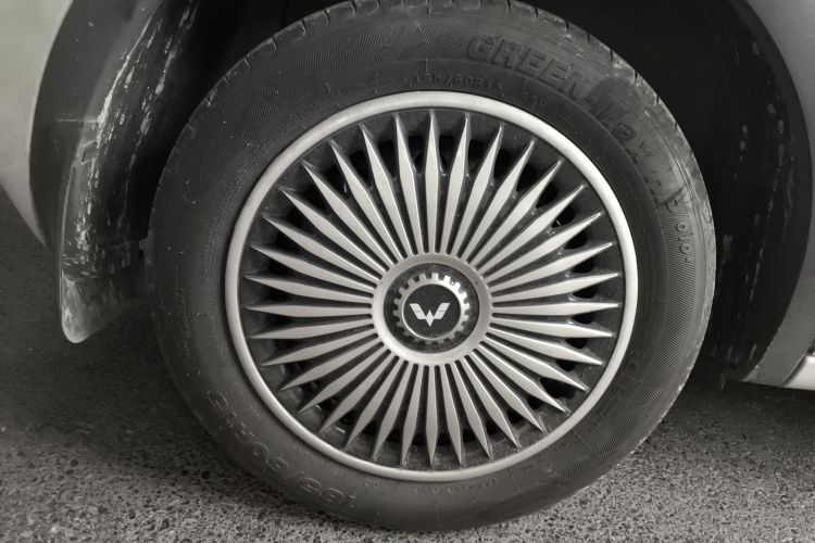 五菱汽车 五菱缤果 2024款 203km 轻享款车身外观6006